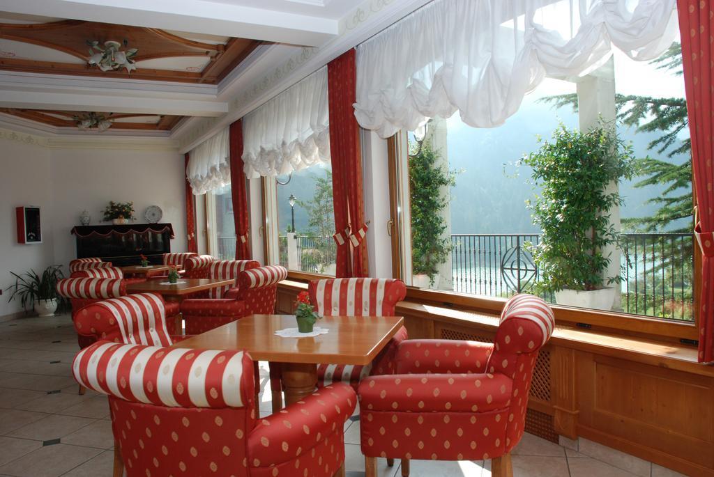 Ariston Lake View Hotel Molveno Exterior photo
