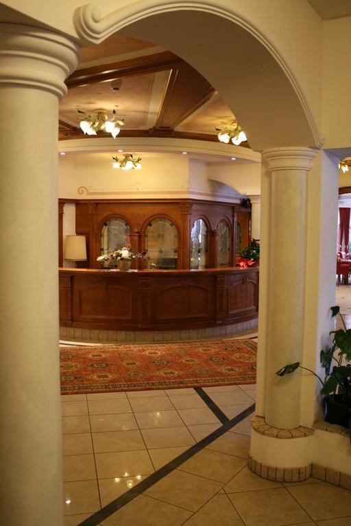 Ariston Lake View Hotel Molveno Exterior photo